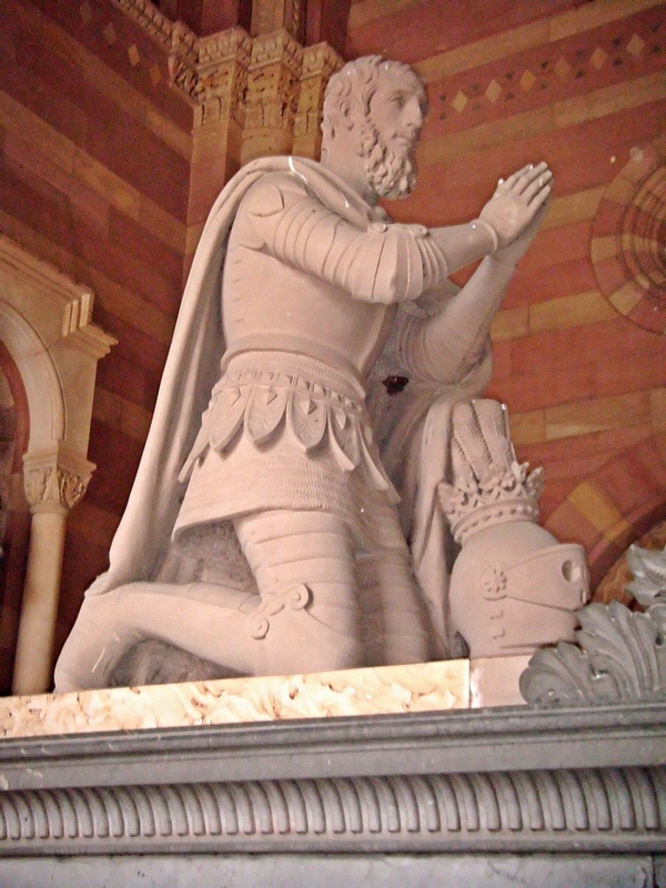 Statue de l'empererur Adolphe de Nassau dans la cathédrale de Speyer (Spire)
