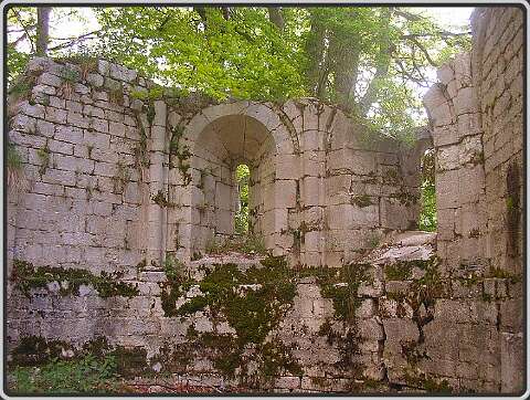 2: lus-croix-haute-photo02-800x600